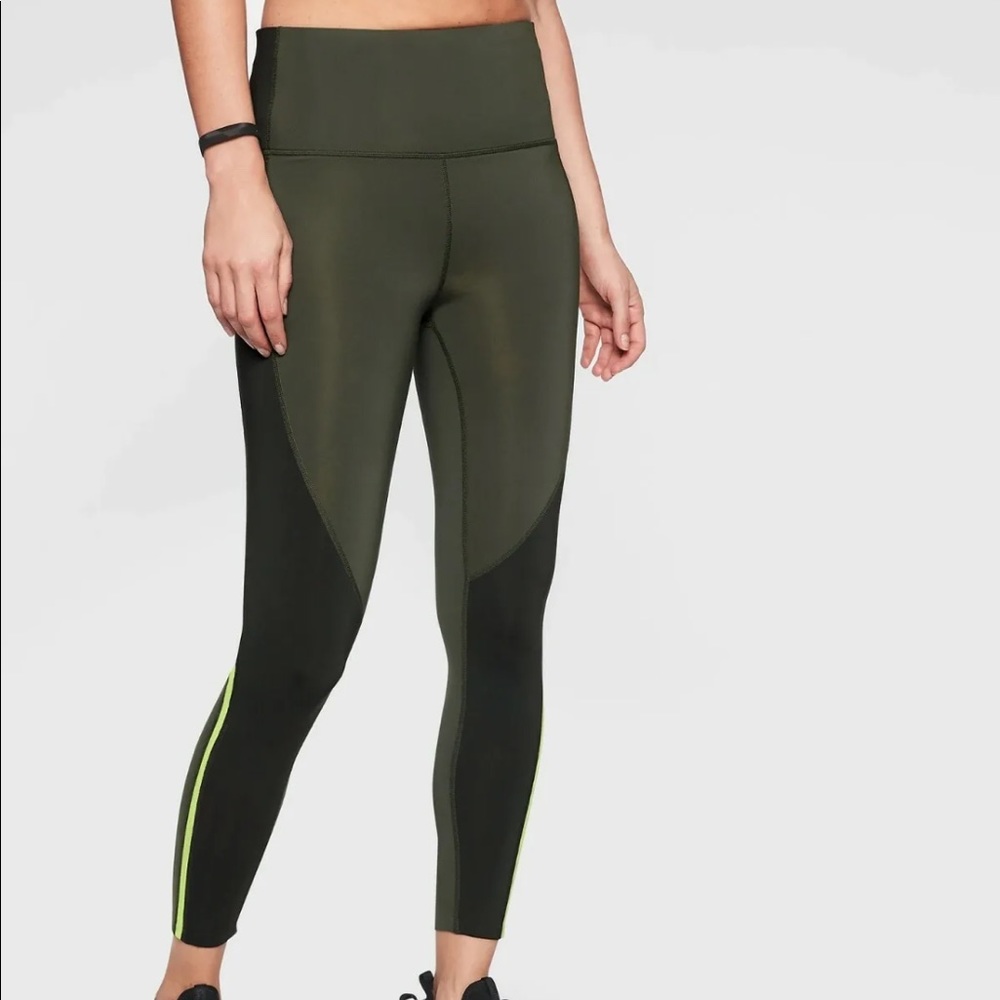 Athleta Spar Colorblock 7/8 Tight Leggings In Black Arbor Olive